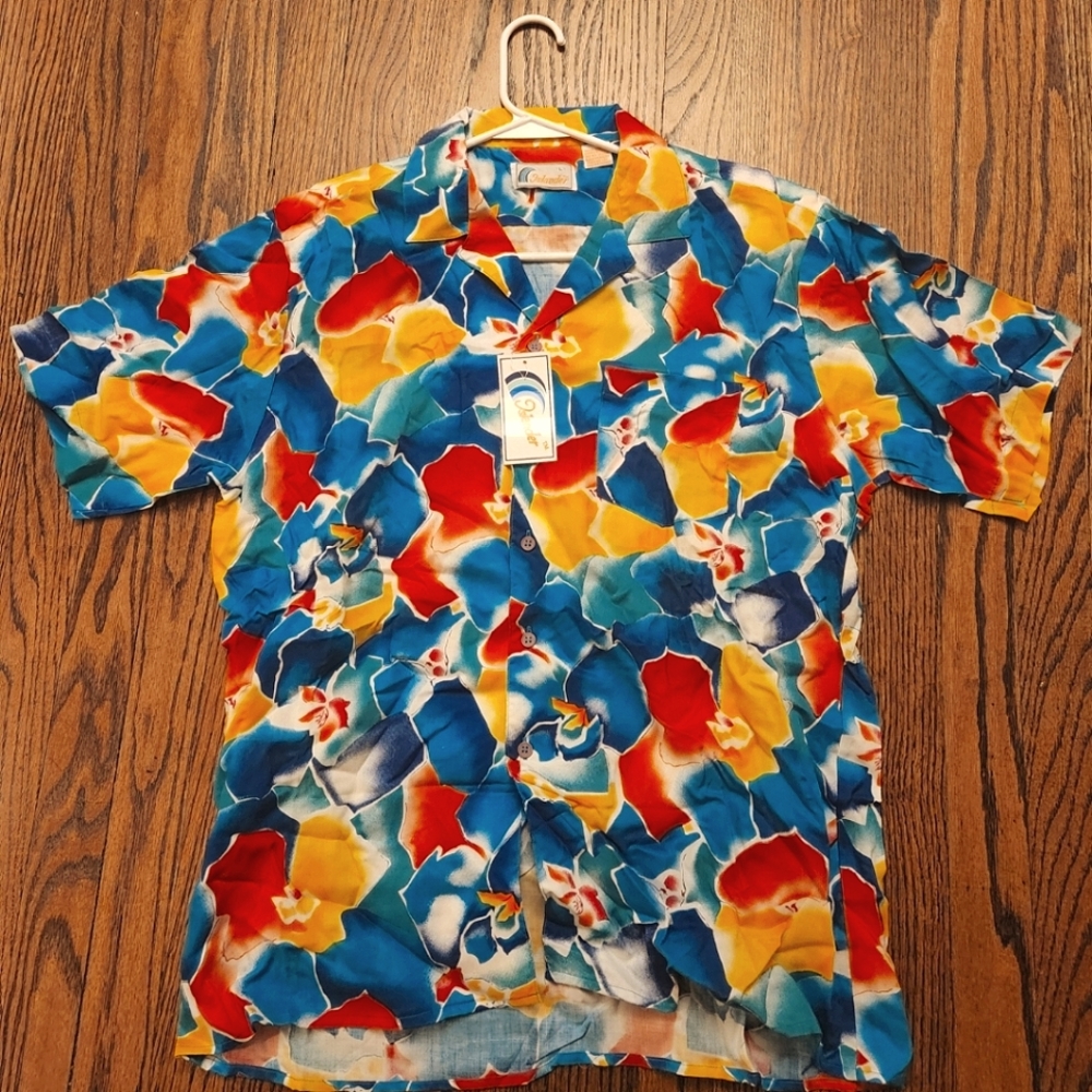 Mens Hawaiian button up shirt, Islander brand, RARE
